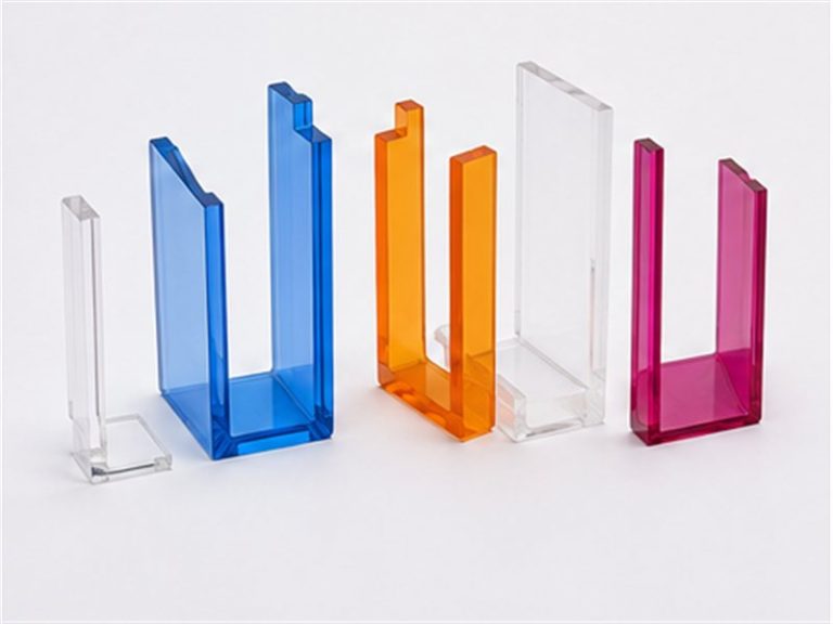 Profiles en plexiglas en forme de U, transparents, bleu, orange et magenta