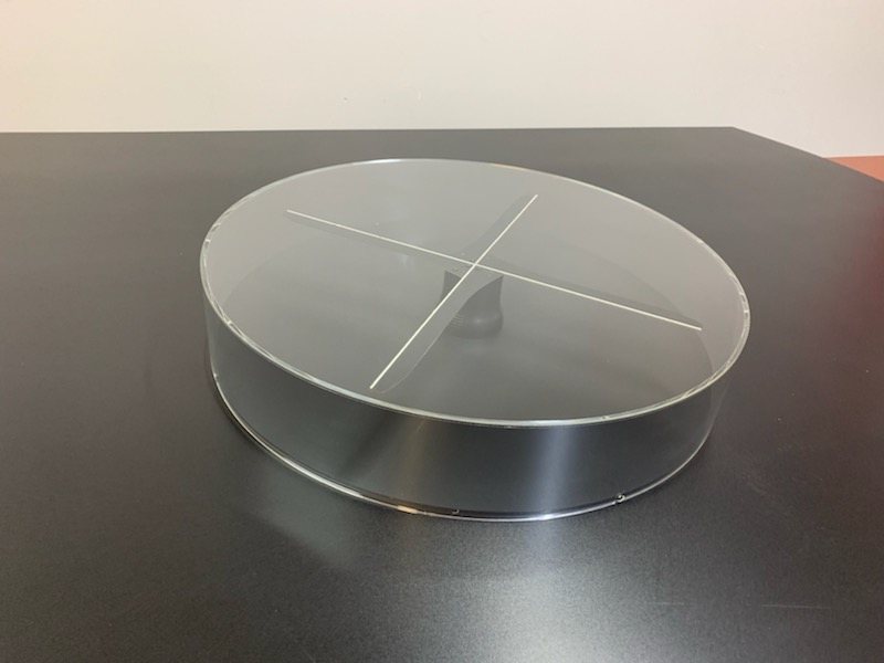 Socle piédestal design en Plexiglas sur mesure