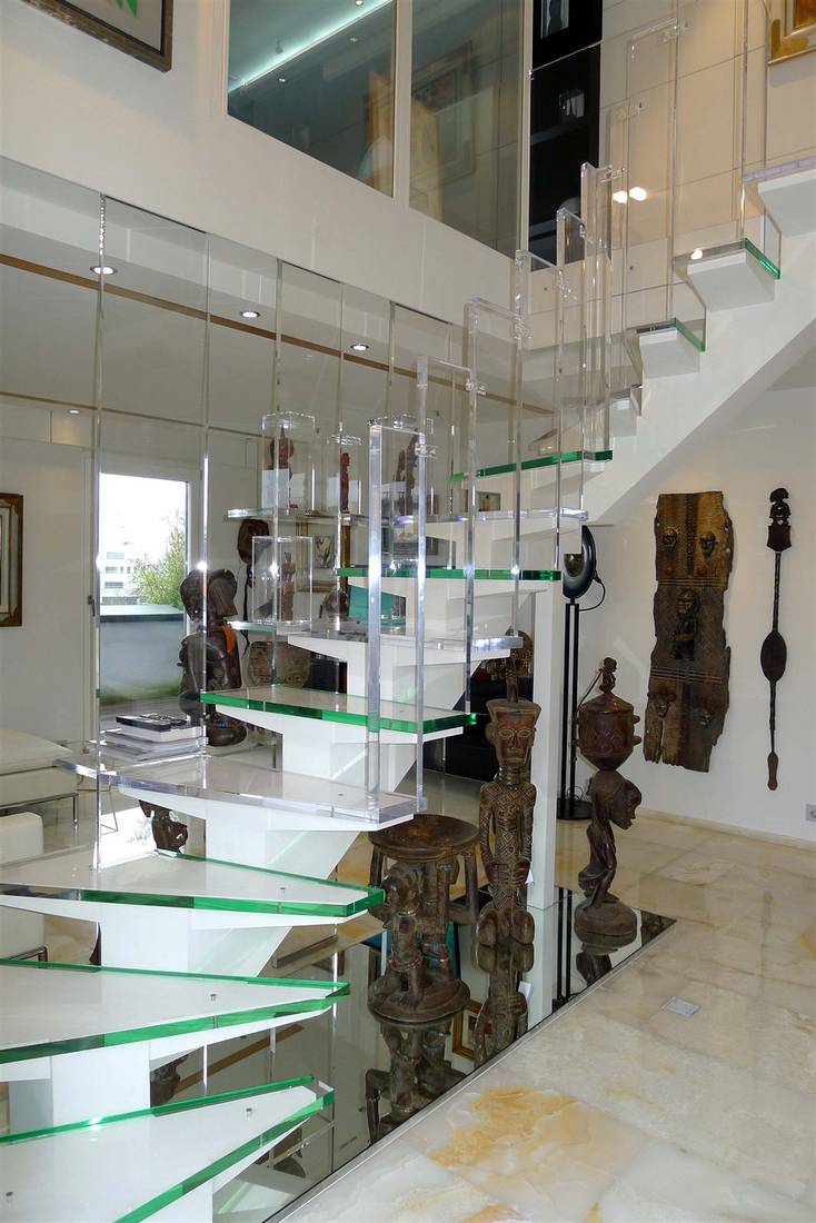Structure architecturale en verre acrylique sur mesure